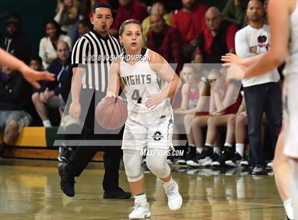 Thumbnail 3 in King's vs. Ontario Christian photogallery.