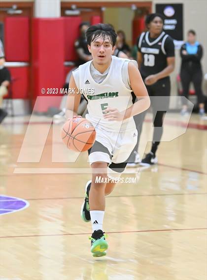 Thumbnail 2 in Sunnyslope vs. Millennium (Hoophall West Invitational) photogallery.