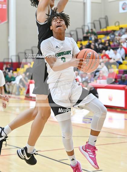 Thumbnail 3 in Sunnyslope vs. Millennium (Hoophall West Invitational) photogallery.