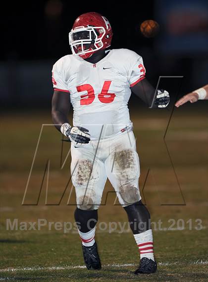 Thumbnail 1 in Hewitt-Trussville @ Bob Jones (AHSAA 6A Playoff 1st Round) photogallery.