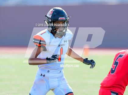 Thumbnail 2 in Llano vs. West Oso (UIL 4A Area Playoffs) photogallery.