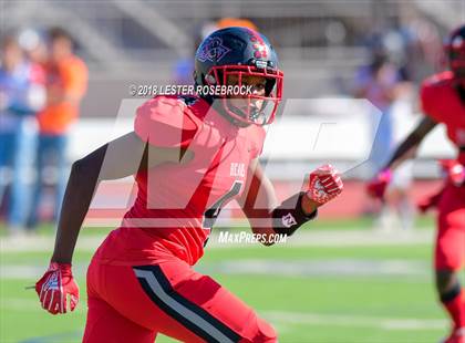 Thumbnail 2 in Llano vs. West Oso (UIL 4A Area Playoffs) photogallery.