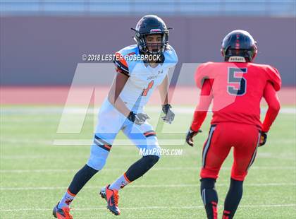 Thumbnail 3 in Llano vs. West Oso (UIL 4A Area Playoffs) photogallery.