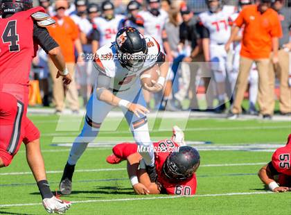 Thumbnail 2 in Llano vs. West Oso (UIL 4A Area Playoffs) photogallery.