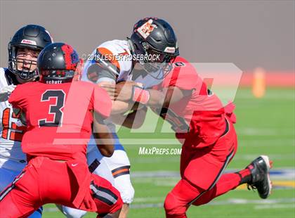 Thumbnail 3 in Llano vs. West Oso (UIL 4A Area Playoffs) photogallery.