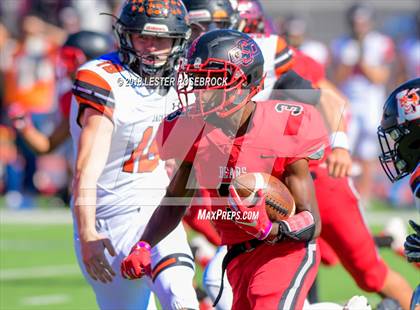 Thumbnail 3 in Llano vs. West Oso (UIL 4A Area Playoffs) photogallery.