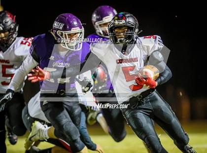 Thumbnail 2 in Corning @ Lassen (CIF NS D3 Round 1 Playoff) photogallery.