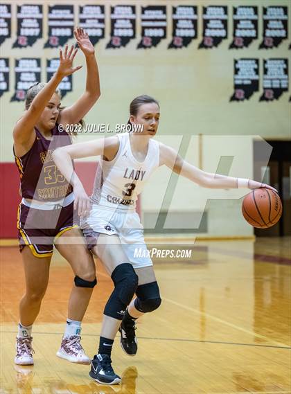 Thumbnail 1 in Henderson County vs Gibson Southern (Paul Loggan Memorial Invitational) photogallery.