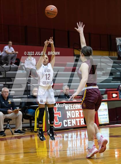 Thumbnail 1 in Henderson County vs Gibson Southern (Paul Loggan Memorial Invitational) photogallery.