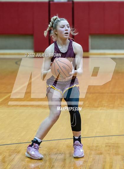 Thumbnail 2 in Henderson County vs Gibson Southern (Paul Loggan Memorial Invitational) photogallery.