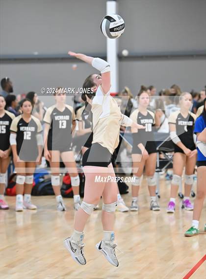 Thumbnail 2 in Westwood vs. Verrado (Nike TOC Southwest) photogallery.