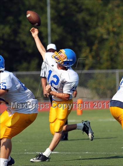 Thumbnail 2 in Foothill @ Novato photogallery.