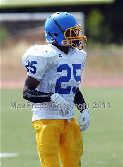 Thumbnail 1 in Foothill @ Novato photogallery.