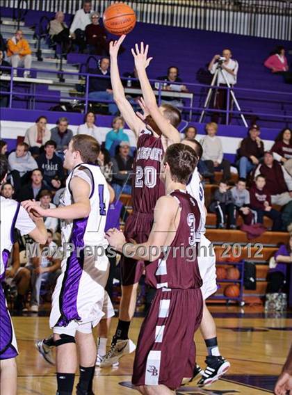 Thumbnail 2 in Sevier County vs. Dobyns-Bennett (Region 1-AAA R1 Playoff) photogallery.
