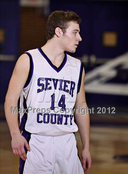 Thumbnail 3 in Sevier County vs. Dobyns-Bennett (Region 1-AAA R1 Playoff) photogallery.
