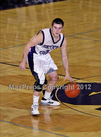 Thumbnail 2 in Sevier County vs. Dobyns-Bennett (Region 1-AAA R1 Playoff) photogallery.
