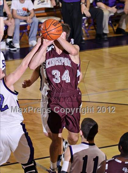 Thumbnail 1 in Sevier County vs. Dobyns-Bennett (Region 1-AAA R1 Playoff) photogallery.