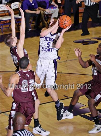 Thumbnail 2 in Sevier County vs. Dobyns-Bennett (Region 1-AAA R1 Playoff) photogallery.