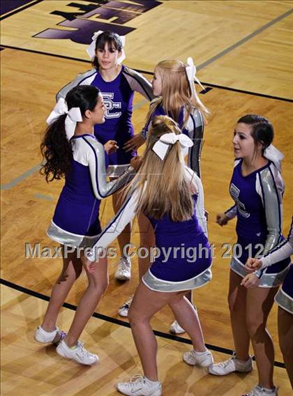 Thumbnail 2 in Sevier County vs. Dobyns-Bennett (Region 1-AAA R1 Playoff) photogallery.