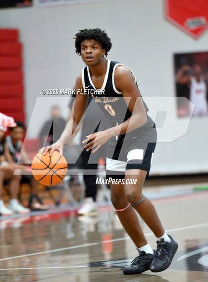 Thumbnail 1 in Father Lopez vs Lake Gibson (New Smyrna Beach MLK Shootout) photogallery.