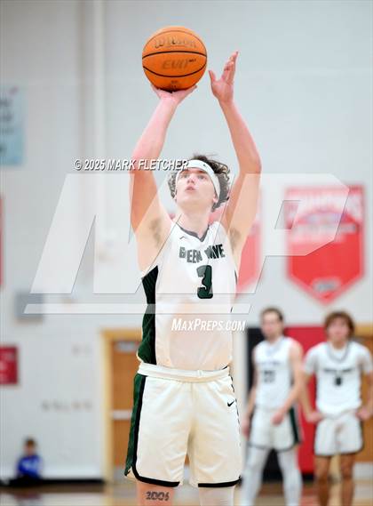 Thumbnail 2 in Father Lopez vs Lake Gibson (New Smyrna Beach MLK Shootout) photogallery.