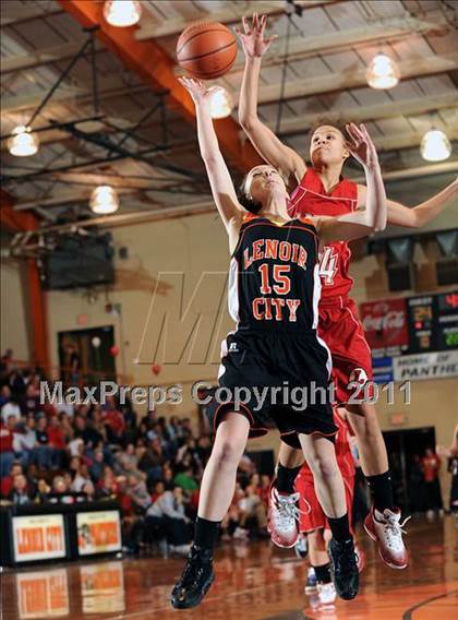 Thumbnail 2 in Loudon @ Lenoir City photogallery.
