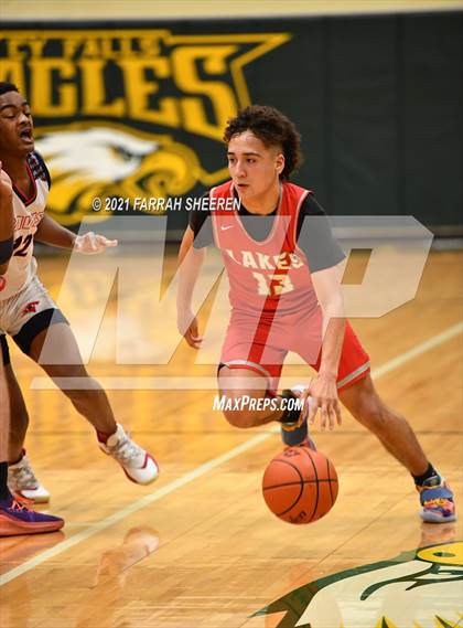 Thumbnail 1 in Cy Lakes v Benjamin Davis (UIL 6A Area Round Playoff) photogallery.