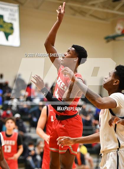 Thumbnail 3 in Cy Lakes v Benjamin Davis (UIL 6A Area Round Playoff) photogallery.