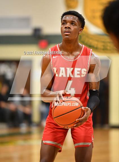 Thumbnail 2 in Cy Lakes v Benjamin Davis (UIL 6A Area Round Playoff) photogallery.
