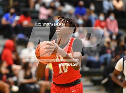 Thumbnail 3 in Cy Lakes v Benjamin Davis (UIL 6A Area Round Playoff) photogallery.