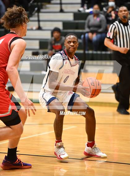 Thumbnail 2 in Cy Lakes v Benjamin Davis (UIL 6A Area Round Playoff) photogallery.