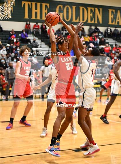 Thumbnail 2 in Cy Lakes v Benjamin Davis (UIL 6A Area Round Playoff) photogallery.
