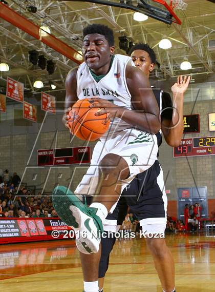 Thumbnail 1 in Centennial vs. De La Salle (Nike Extravaganza) photogallery.