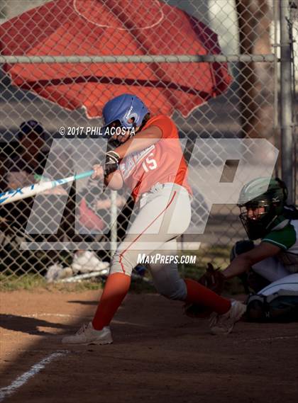 Thumbnail 1 in Eagle Rock vs Huntington Park photogallery.