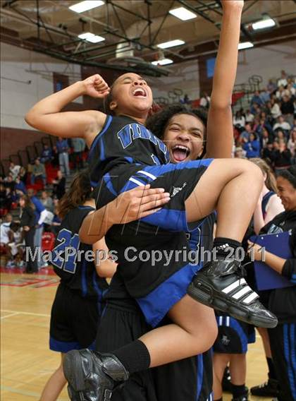 Thumbnail 2 in Windward @ La Jolla Country Day (CIF SoCal D4 Regional Final) photogallery.