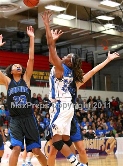 Thumbnail 3 in Windward @ La Jolla Country Day (CIF SoCal D4 Regional Final) photogallery.