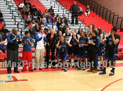 Thumbnail 3 in Windward @ La Jolla Country Day (CIF SoCal D4 Regional Final) photogallery.