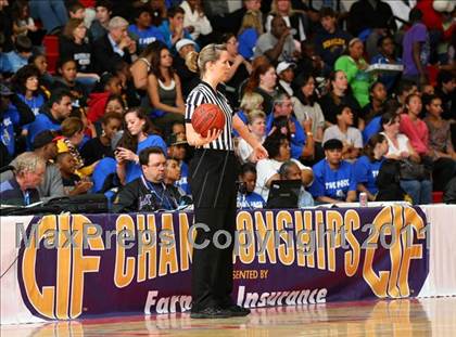 Thumbnail 2 in Windward @ La Jolla Country Day (CIF SoCal D4 Regional Final) photogallery.