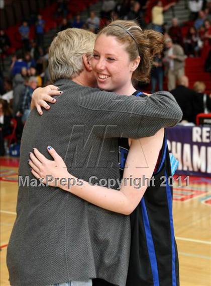 Thumbnail 2 in Windward @ La Jolla Country Day (CIF SoCal D4 Regional Final) photogallery.