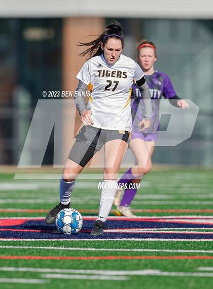 Thumbnail 3 in Trinity Christian vs Harris County (Trojan Cup) photogallery.