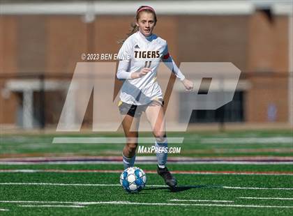 Thumbnail 3 in Trinity Christian vs Harris County (Trojan Cup) photogallery.