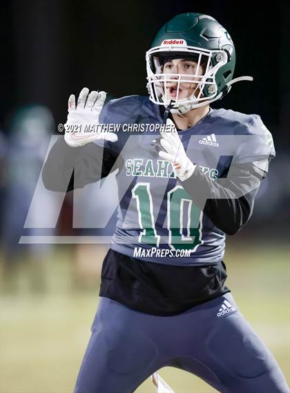 Thumbnail 2 in Baldwin @ South Walton (FHSAA 4A Regional Semifinal) photogallery.