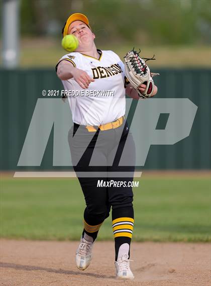 Thumbnail 2 in McKinney North @ Denison photogallery.
