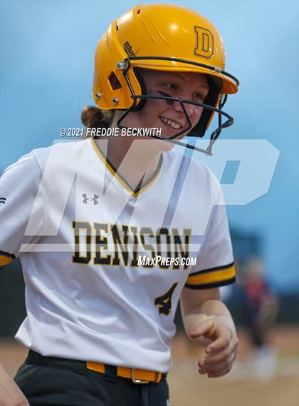 Thumbnail 1 in McKinney North @ Denison photogallery.
