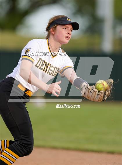 Thumbnail 2 in McKinney North @ Denison photogallery.