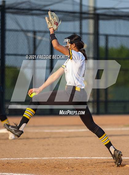 Thumbnail 1 in McKinney North @ Denison photogallery.