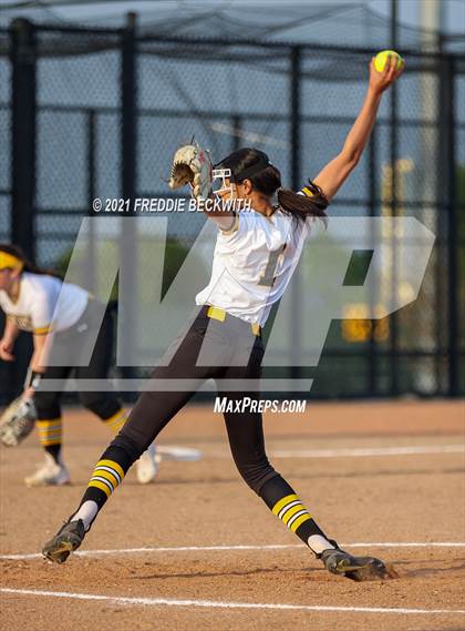 Thumbnail 3 in McKinney North @ Denison photogallery.