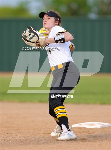 Thumbnail 3 in McKinney North @ Denison photogallery.