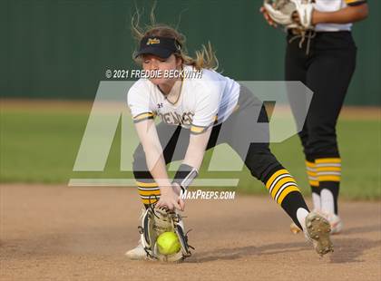 Thumbnail 2 in McKinney North @ Denison photogallery.