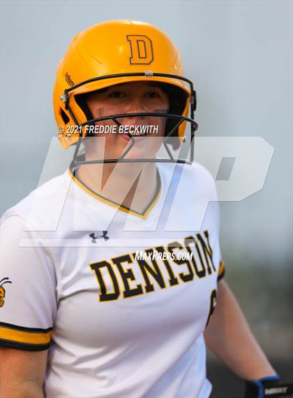 Thumbnail 3 in McKinney North @ Denison photogallery.
